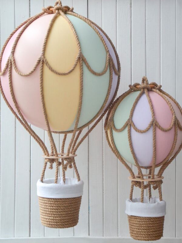 hot-air-balloon-decorations-pastel